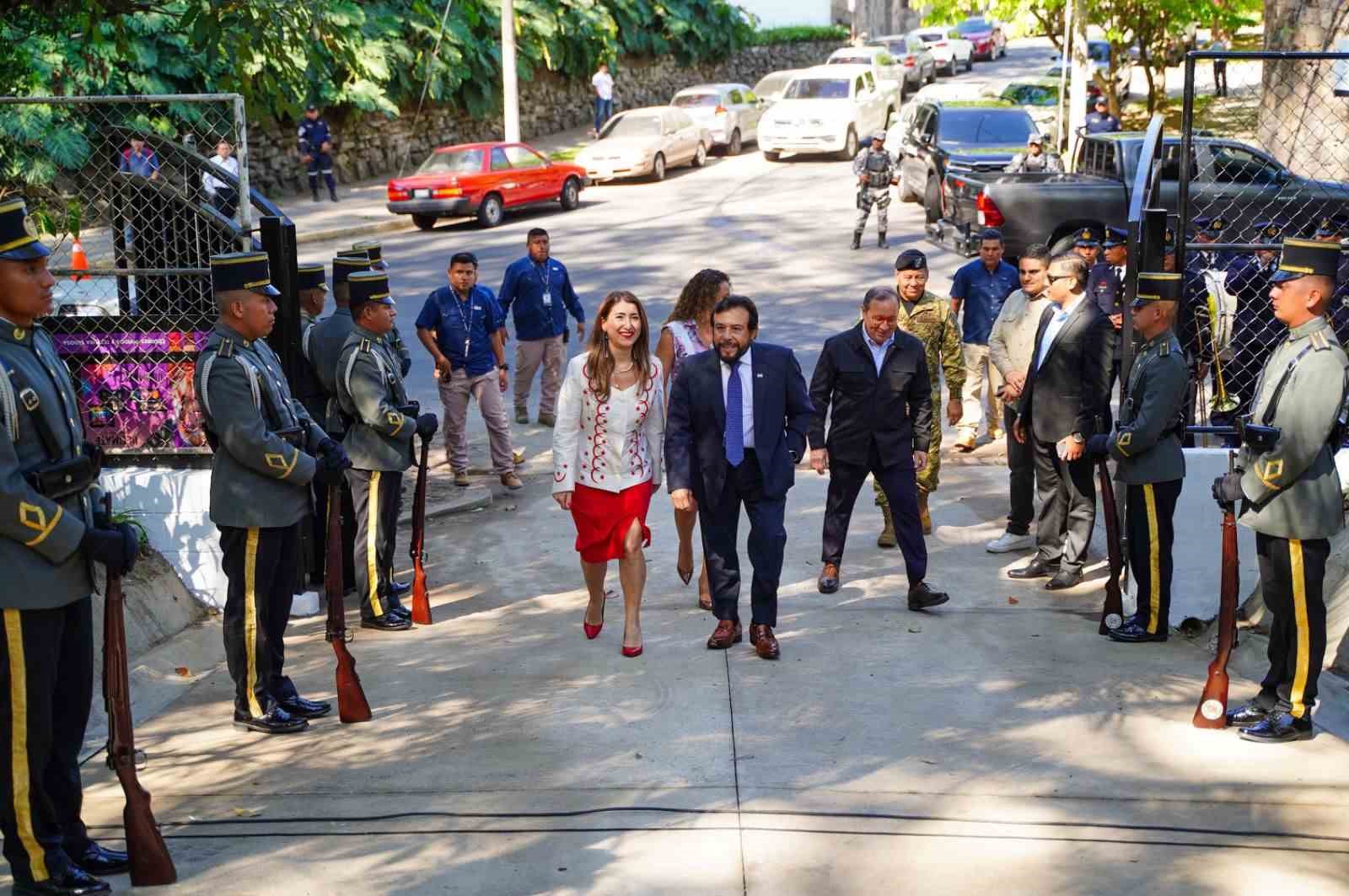 San Salvador’daki Türkiye Parkı ziyaretçilere kapılarını açtı
