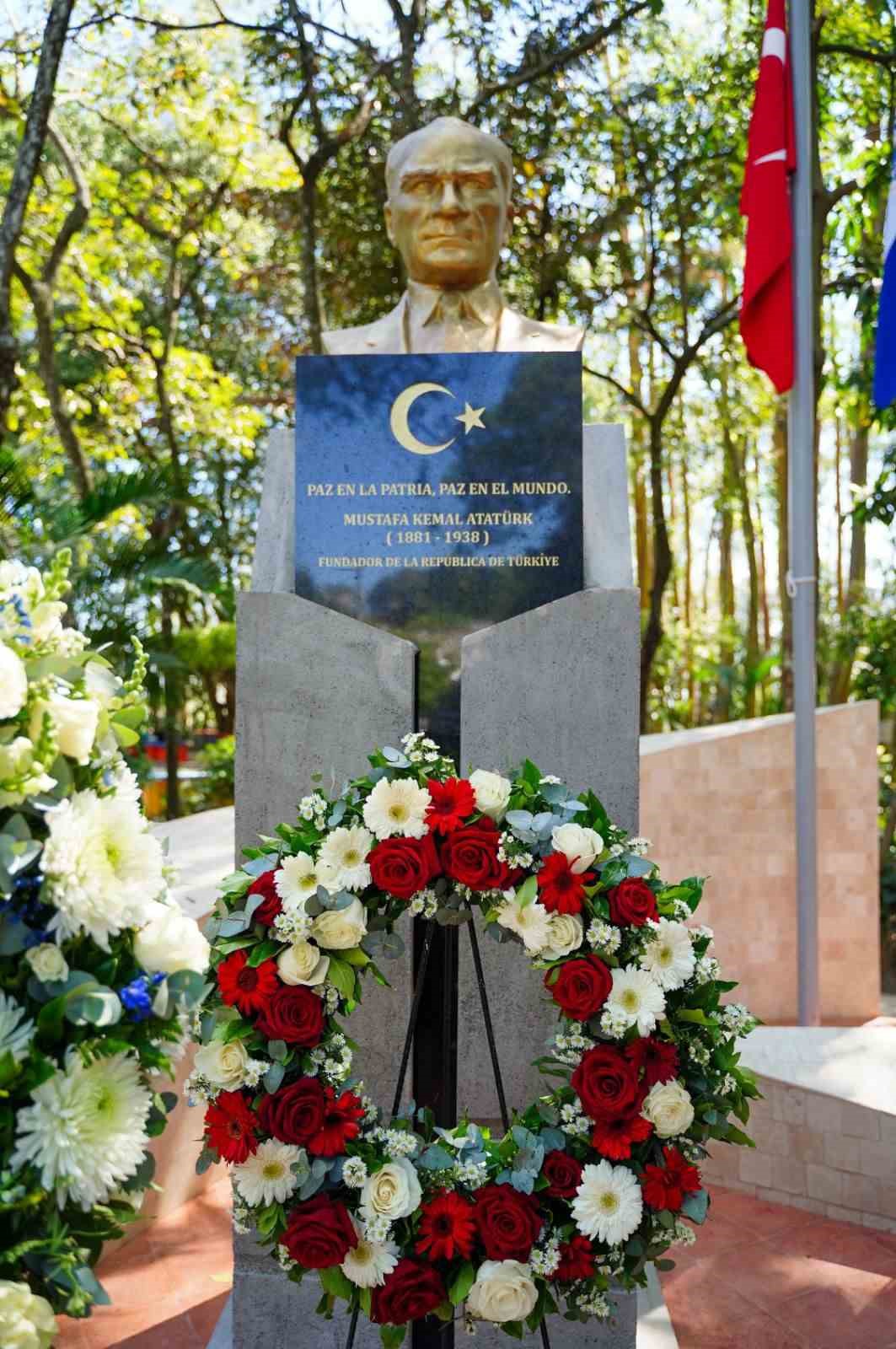 San Salvador’daki Türkiye Parkı ziyaretçilere kapılarını açtı
