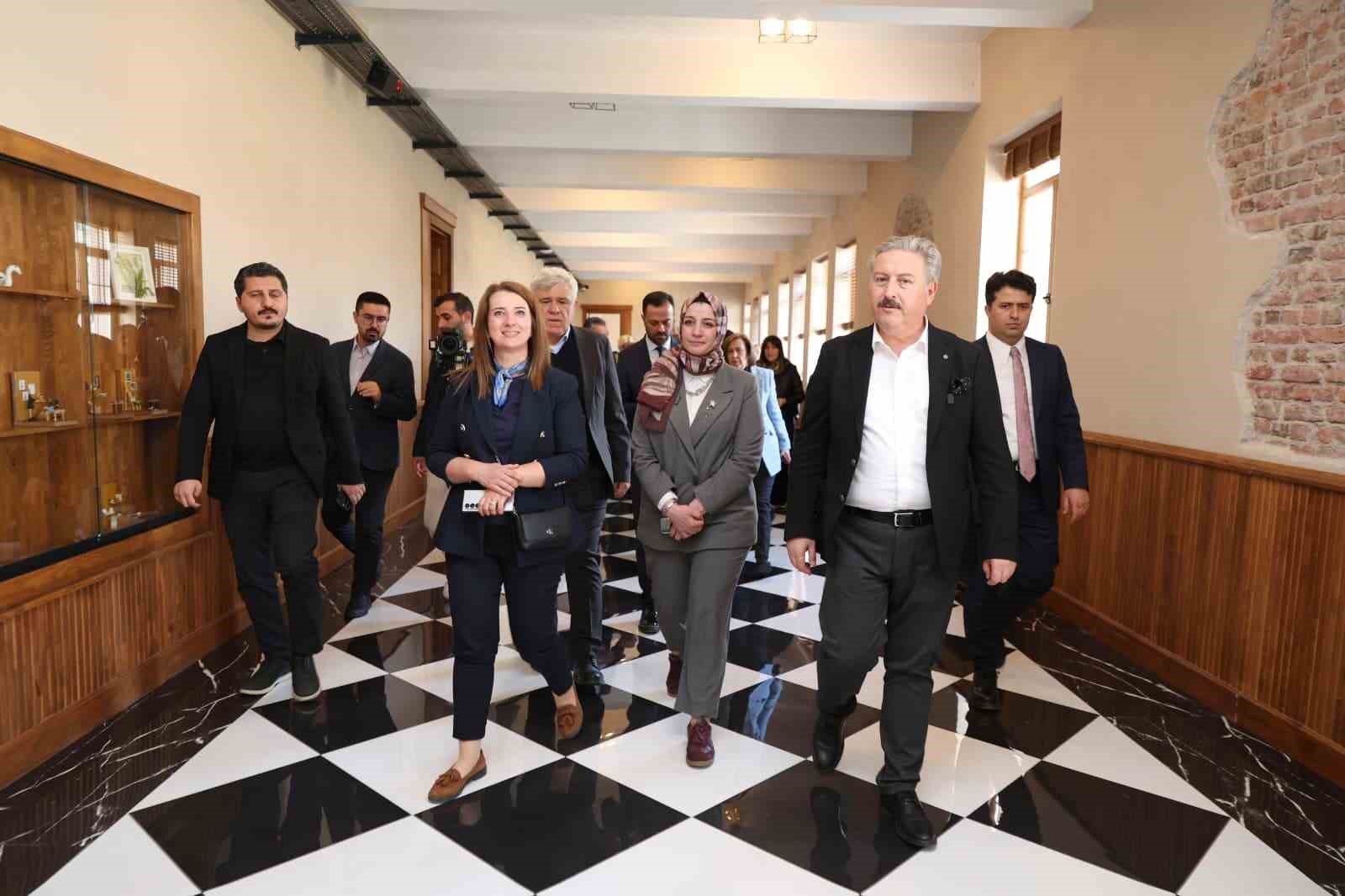 Sanat Melikgazi Kayseri Kent Konseyi’ni ağırladı
