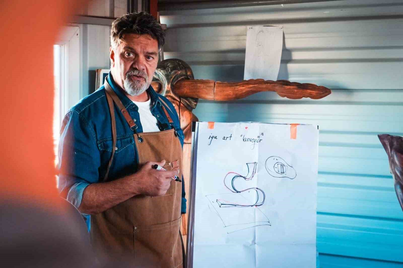 Sanatçı Beyazıt Öztürk’ten İGA İstanbul Havalimanı’nda "Şeyler" sergisi
