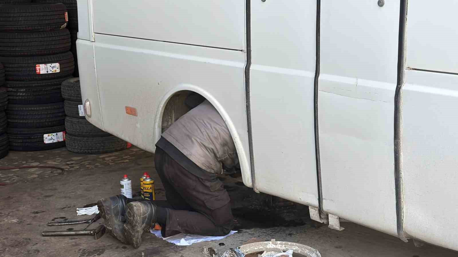 Sanayide yaz lastiği mesaisi erken başladı
