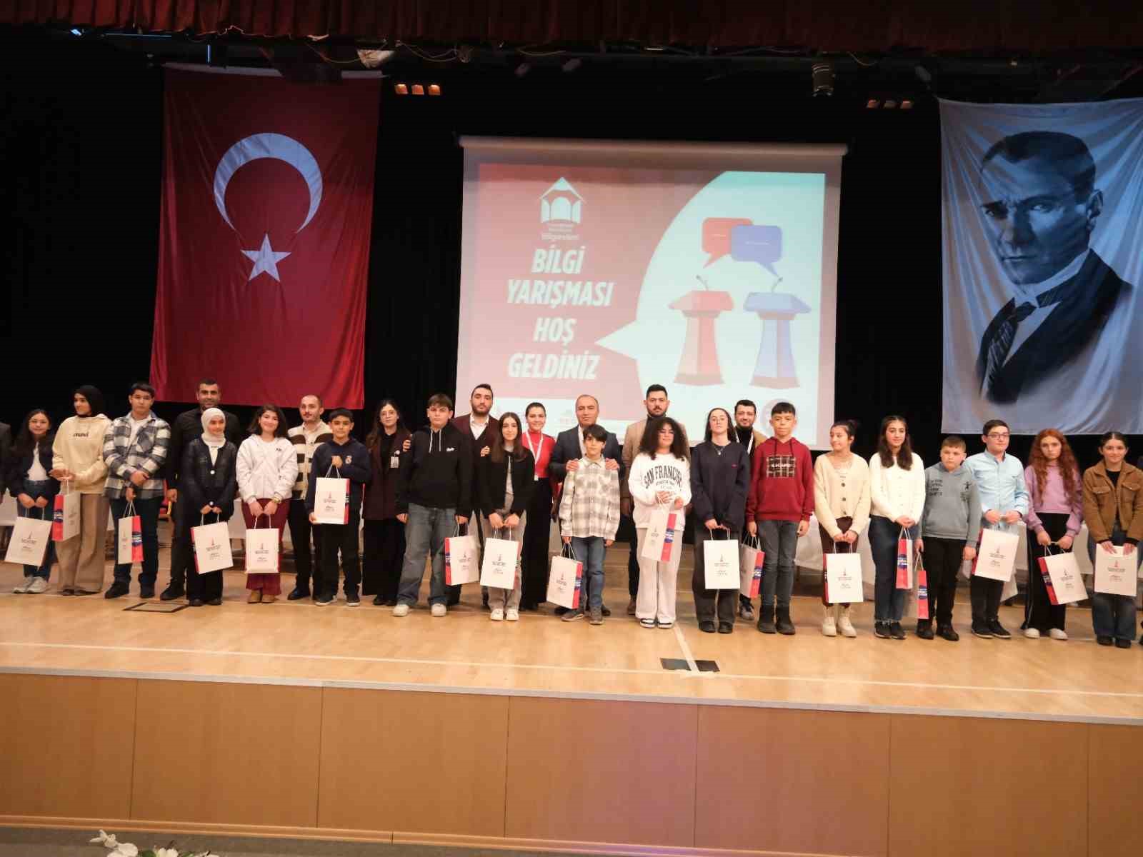 Sancaktepe Belediyesi Bilgi evi öğrencileri bilgilerini yarıştırdı
Sancaktepe Belediyesi Bilgi evi öğrencileri bilgilerini yarıştırdı