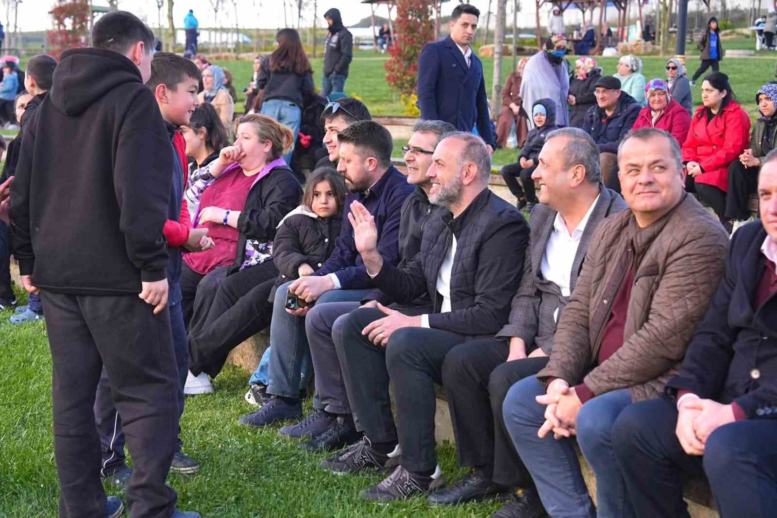 Sancaktepe’de Dünya Romanlar Günü coşkusu: Ayazma Yaşam Vadisi renklendi
