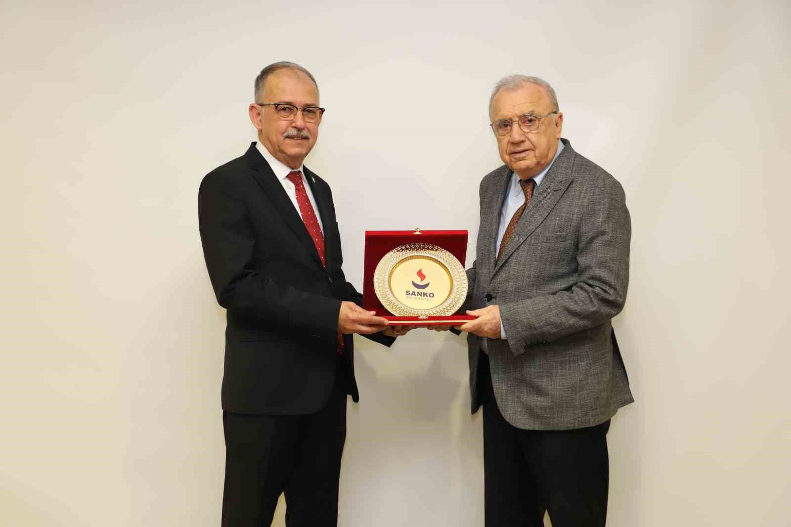 SANKO Üniversitesi Tıp Fakültesi mezuniyet öncesi tıp eğitimi programı, uluslararası akredite programlar arasında
SANKO Üniversitesi Tıp Fakültesi mezuniyet öncesi tıp eğitimi programı, uluslararası akredite programlar arasında