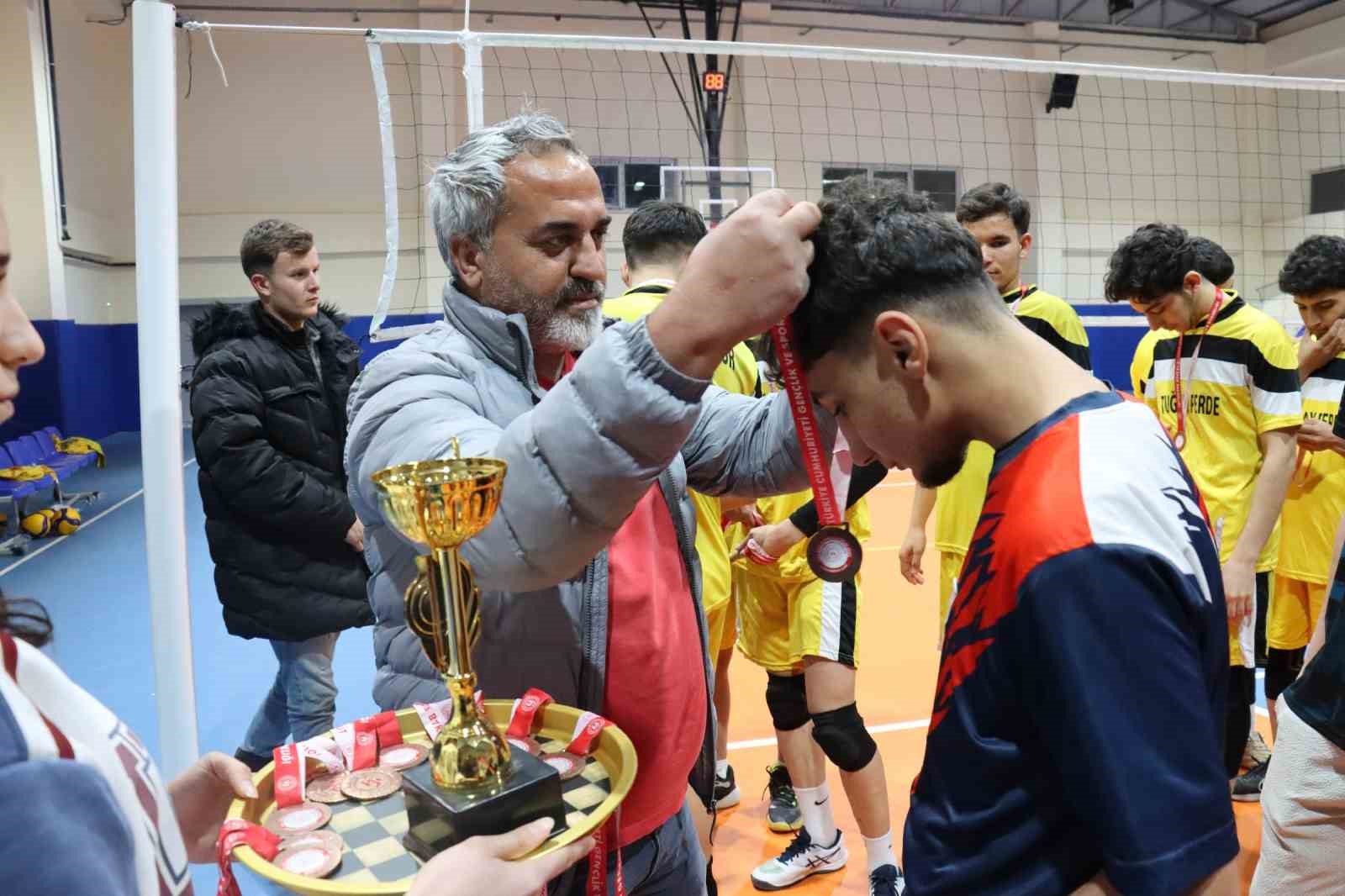 Şanlıurfa Büyükşehir Belediyesi voleybolda il şampiyonu oldu
