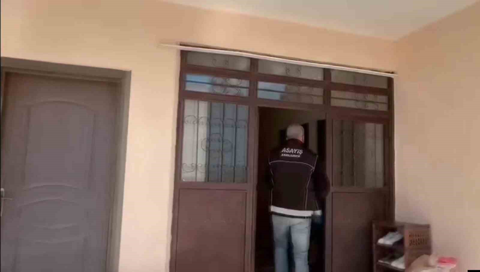 Şanlıurfa merkezli "change" araç operasyonunda 2 tutuklama
