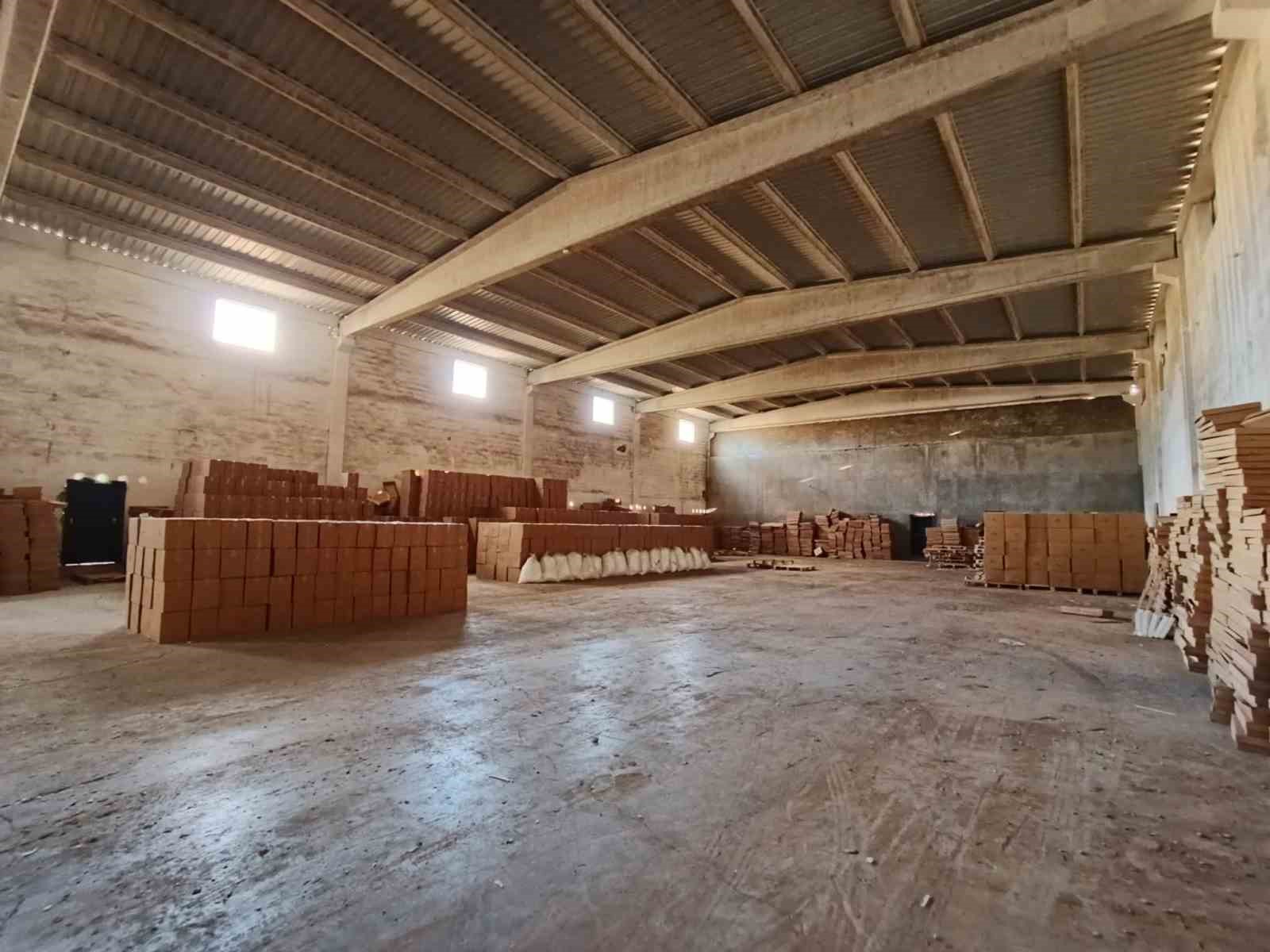 Şanlıurfa’da 14 milyon TL değerinde 40 milyon makaron ele geçirildi
