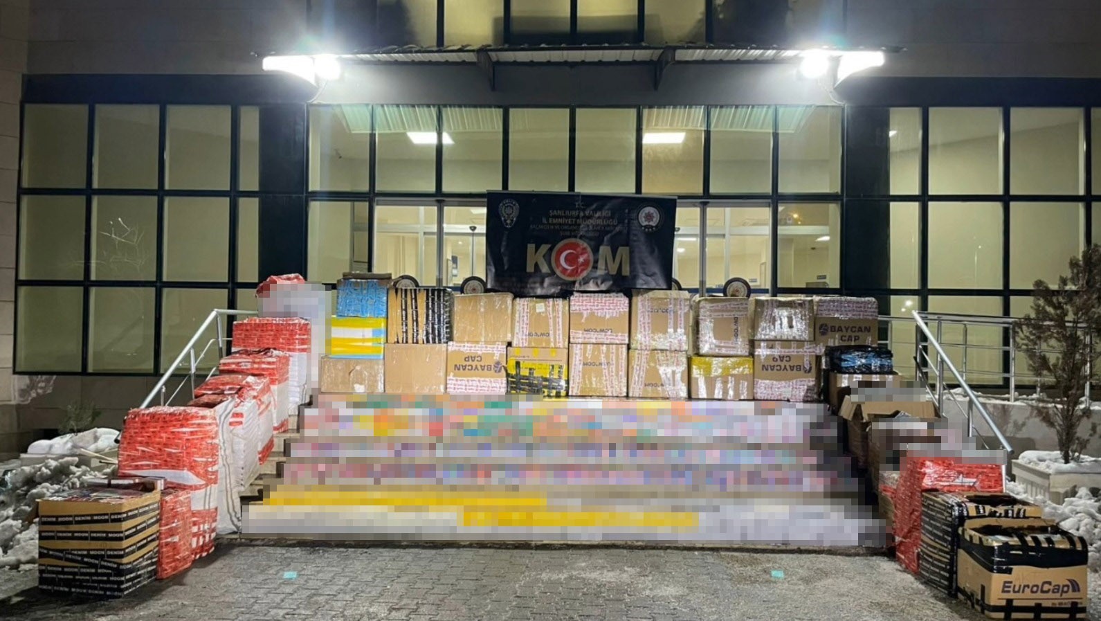 Şanlıurfa’da 15 milyon TL değerinde kaçak sigara ele geçirildi
