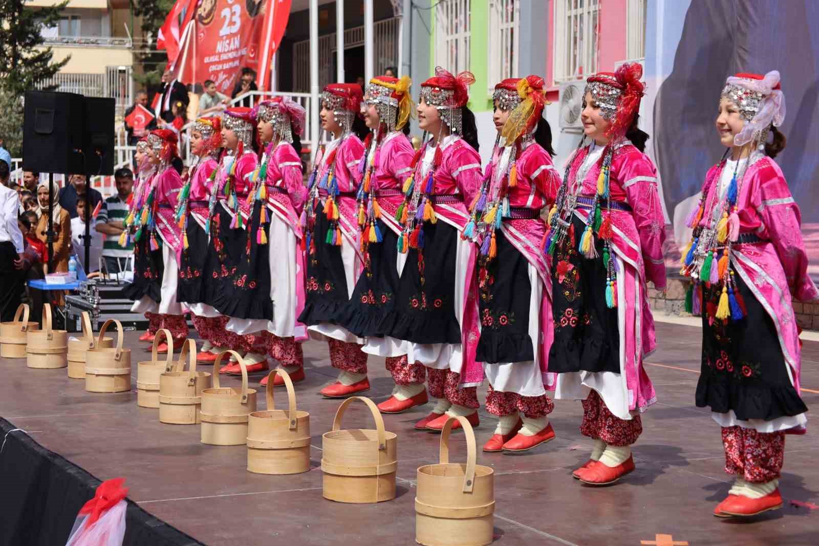 Şanlıurfa’da 23 Nisan coşkusu yaşandı
