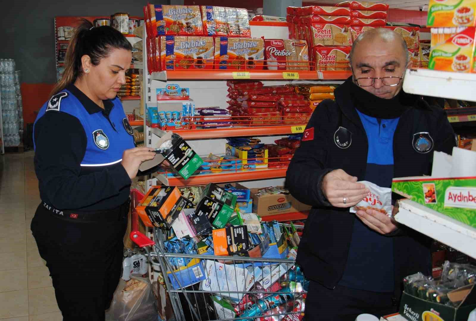 Şanlıurfa’da 4 milyon TL’lik tarihi geçmiş gıda ele geçirildi
