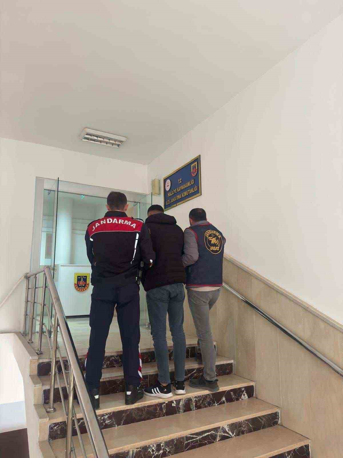 Şanlıurfa’da aranan 2 şahıs yakalandı
