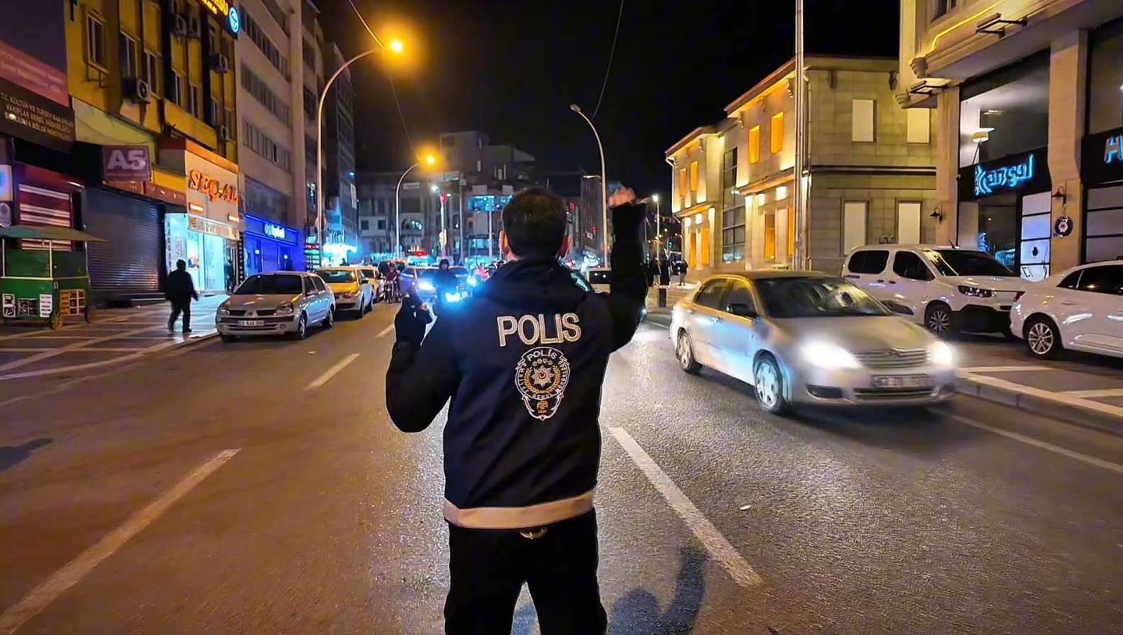 Şanlıurfa’da aranan 63 şahıs yakalandı
