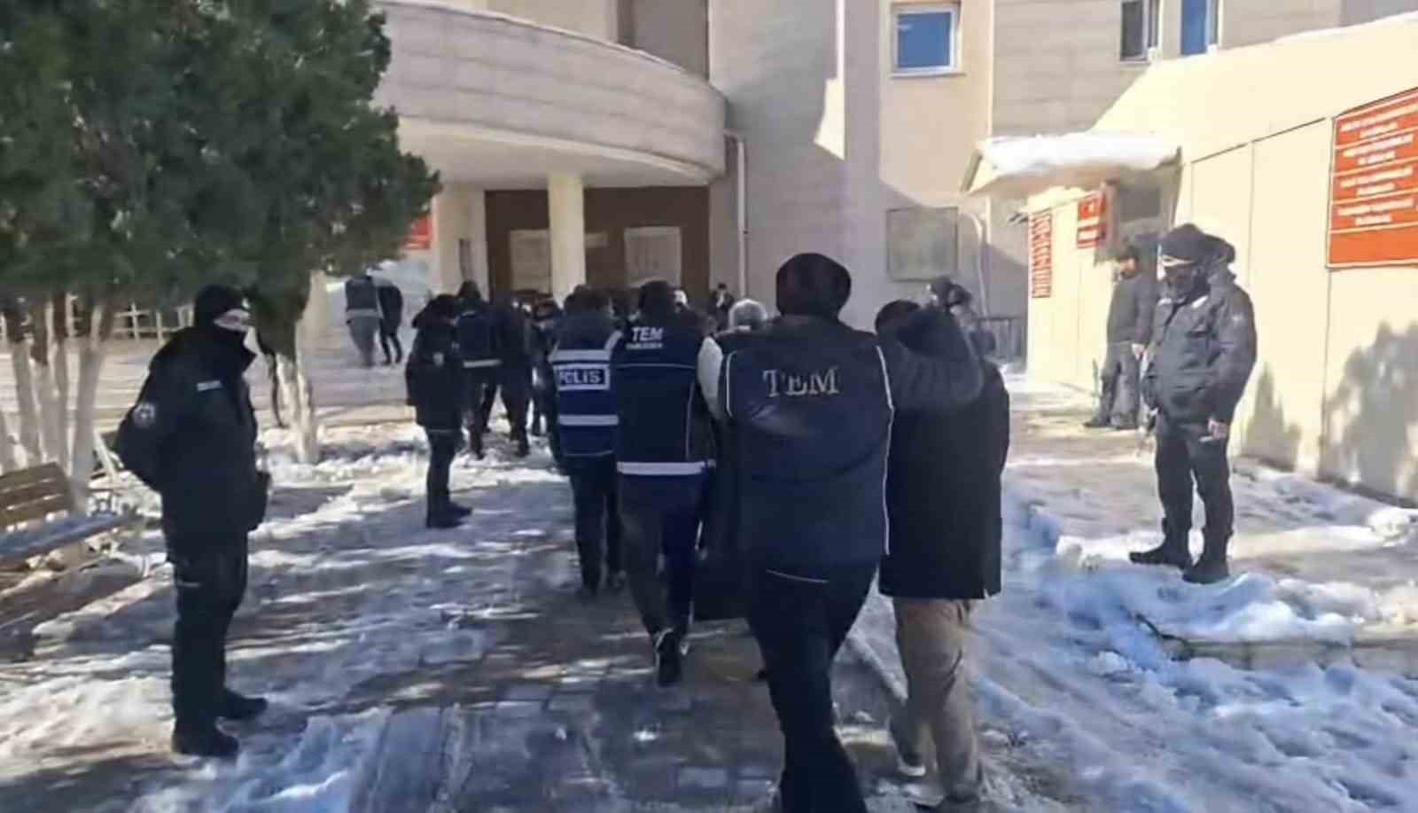 Şanlıurfa´da DEAŞ operasyonu: 4 tutuklama
