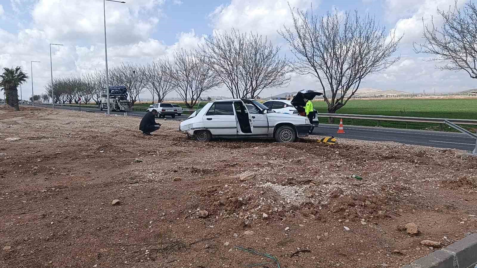 Şanlıurfa’da iki otomobil çarpıştı: 4 yaralı
