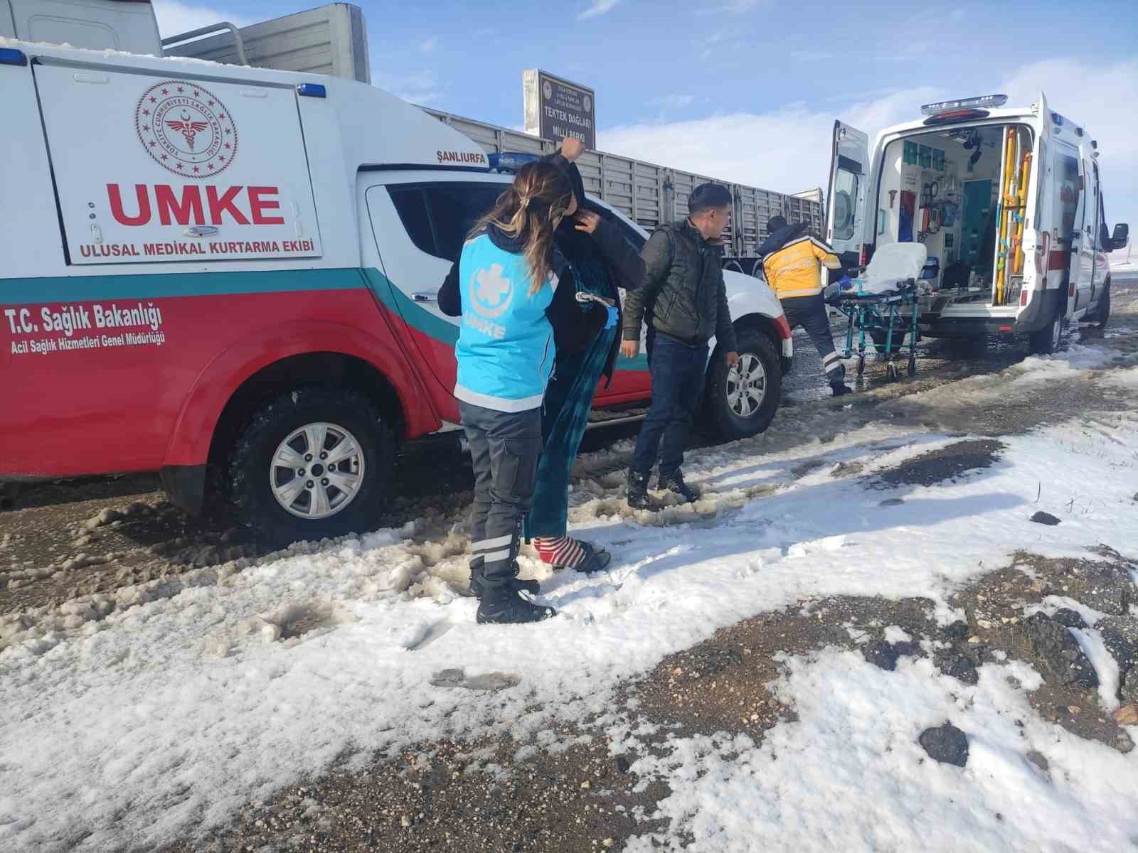 Şanlıurfa’da karlı yollarda doğum seferberliği
