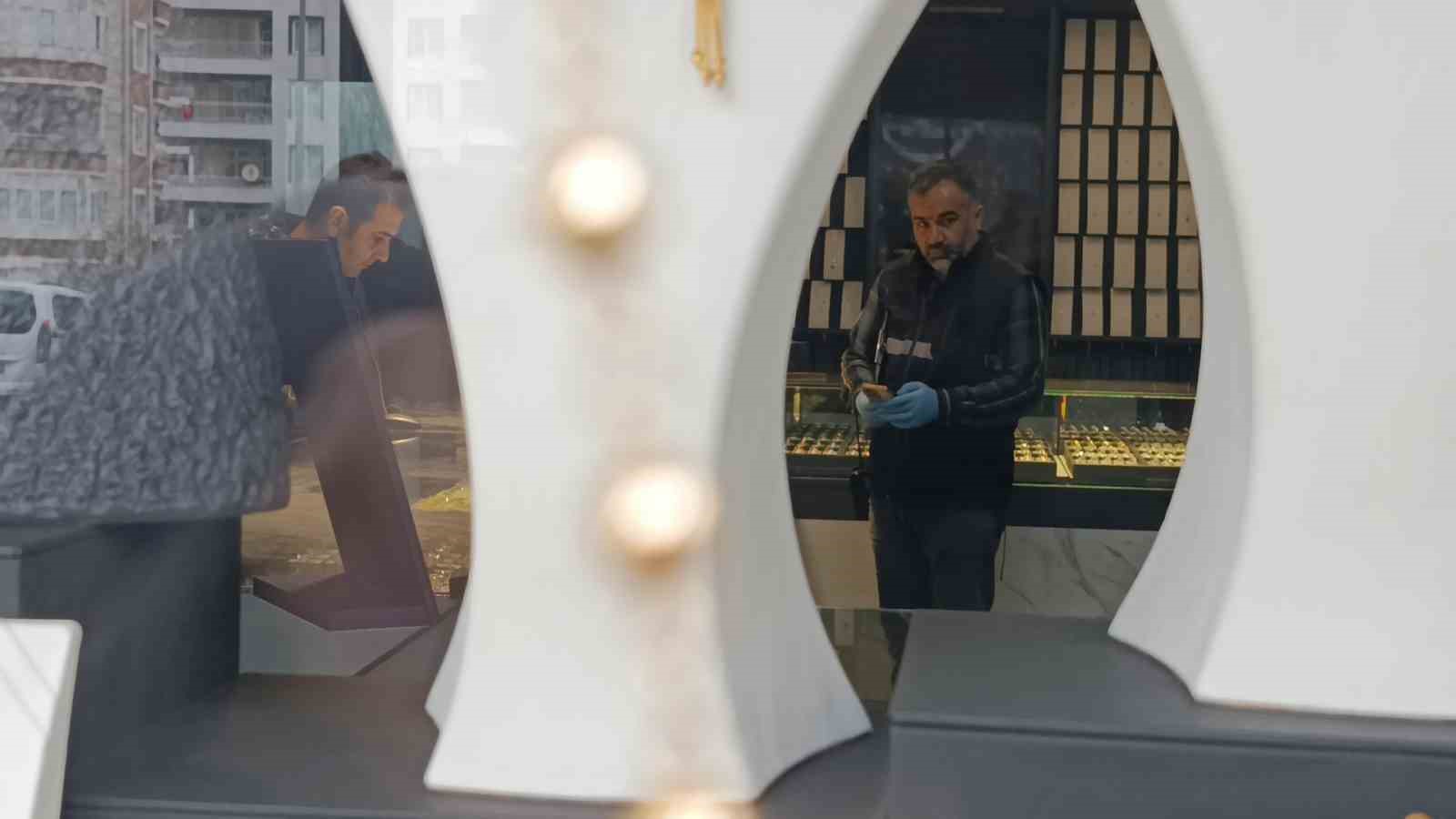 Şanlıurfa’da kuyumcu soygununda 6 gözaltı
