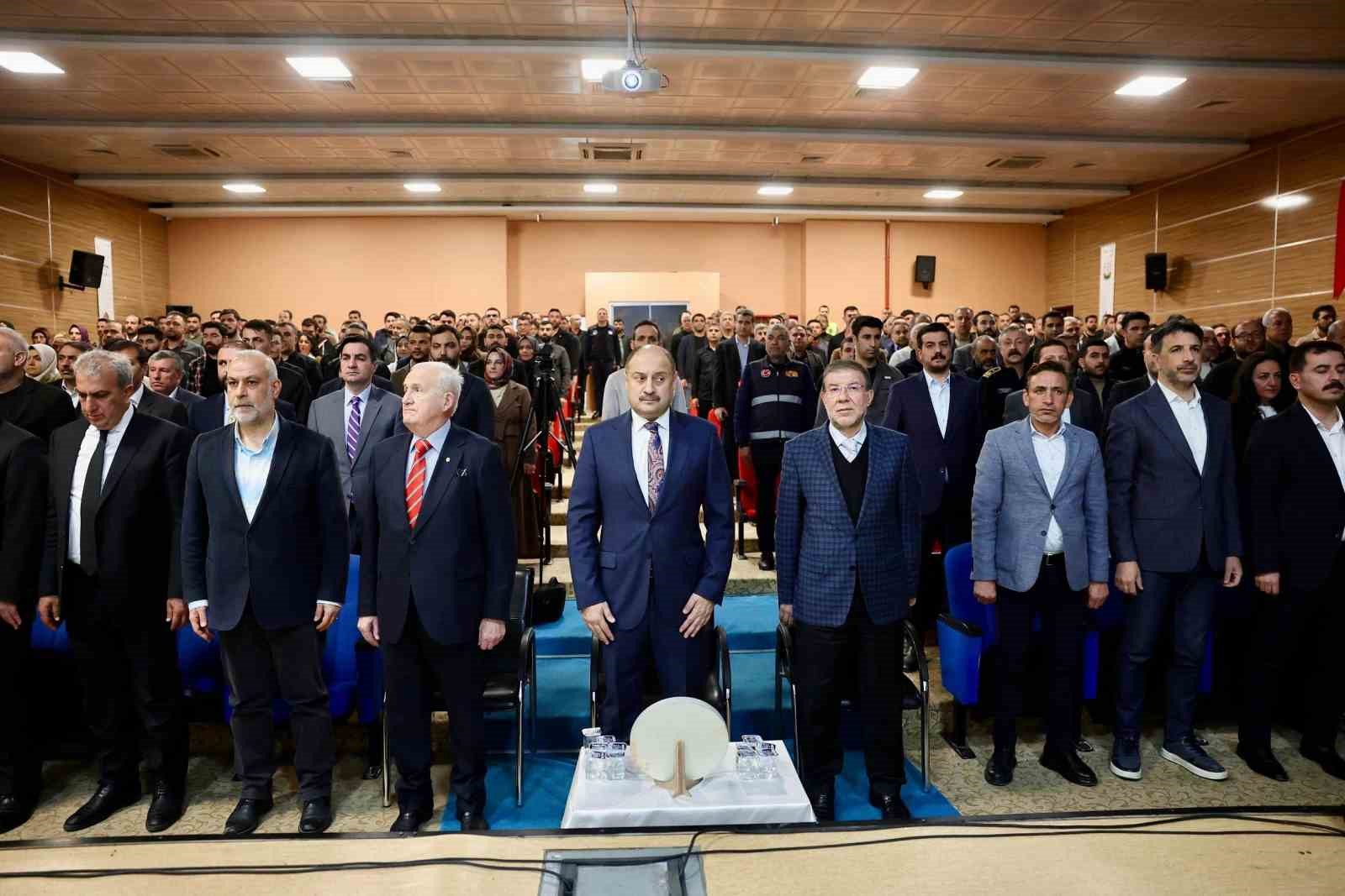 Şanlıurfa’da sağlıklı beslenme ve böbrek sağlığı için eğitim seferberliği başlatıldı
Şanlıurfa’da sağlıklı beslenme ve böbrek sağlığı için eğitim seferberliği başlatıldı