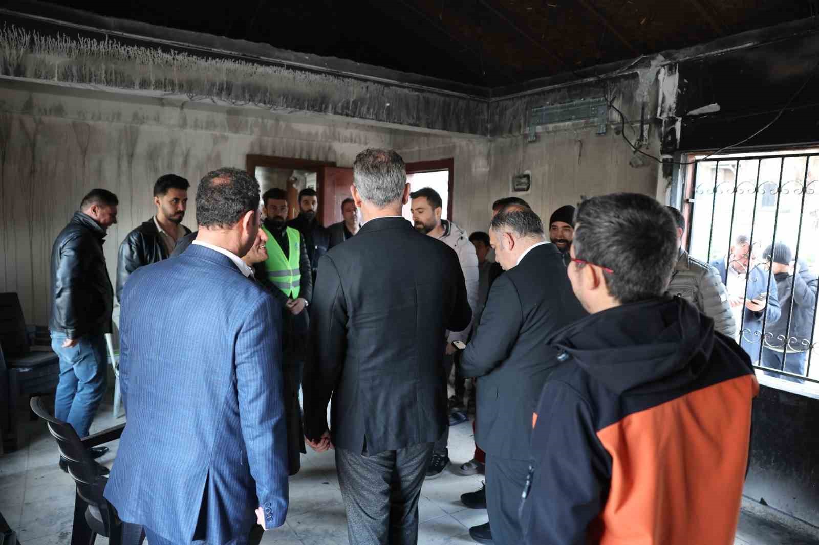 "Şanlıurfa’da "Sakar Şakir" filmi gerçek oldu
"Şanlıurfa’da "Sakar Şakir" filmi gerçek oldu