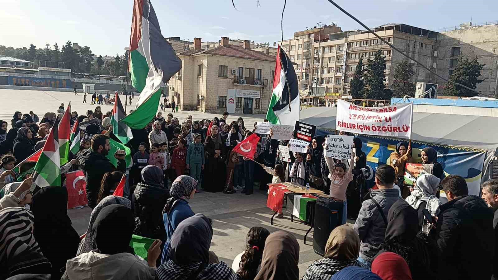 Şanlıurfalı kadınlardan İsrail’in idam yasasına tepki
