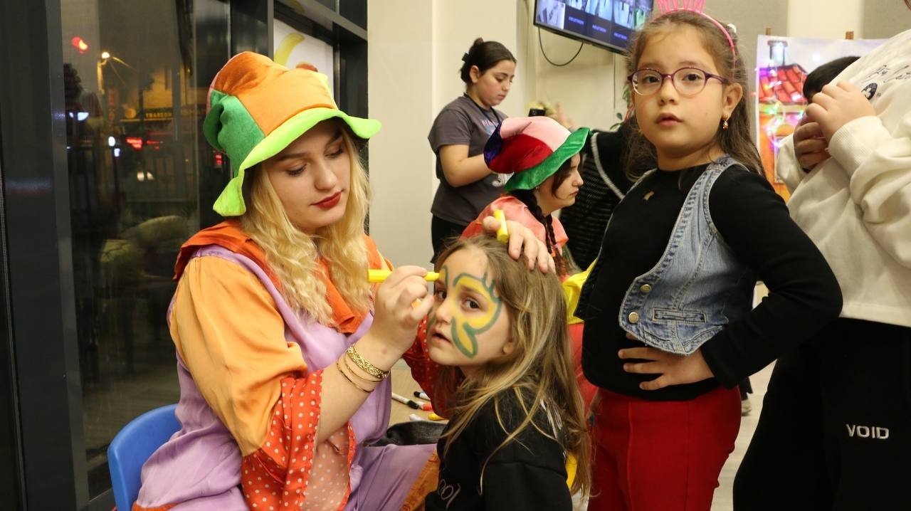 Sapancalı çocuklar şenlikte buluştu
