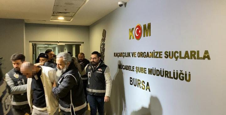 Sarallar çetesine büyük operasyon: 14 şüpheli yakalandı
