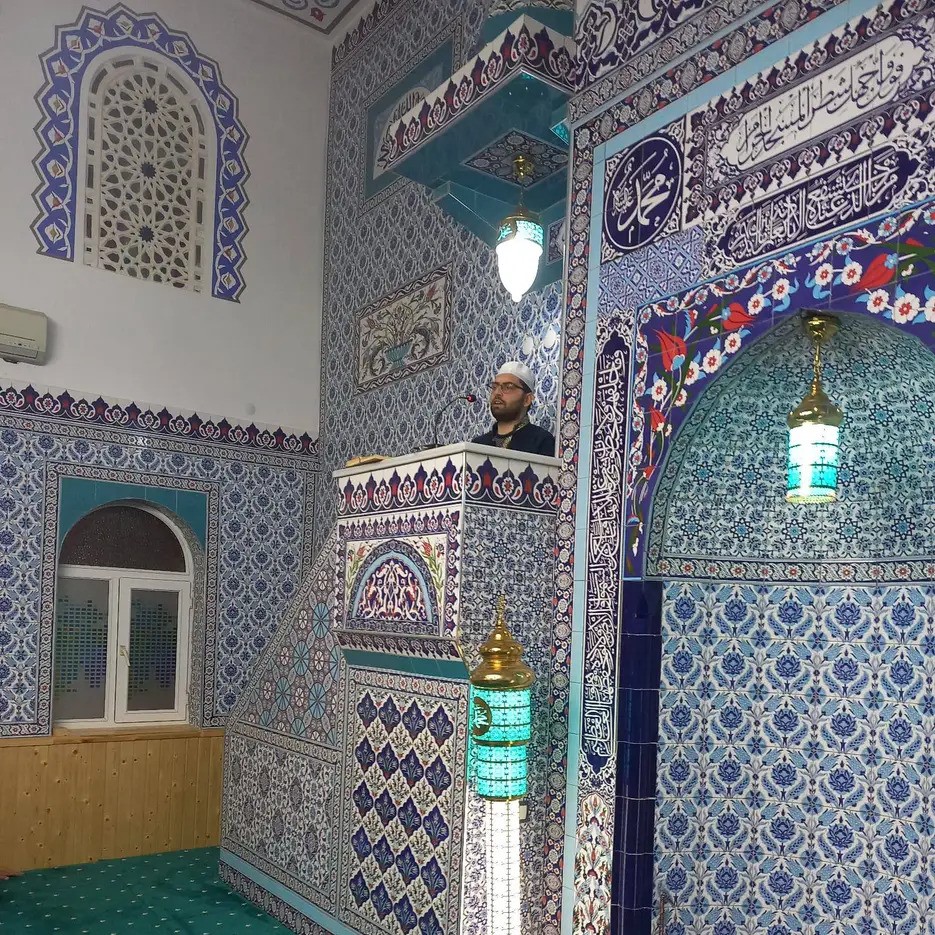 Sarıcakaya Müftüsü Altunbaş, Kapıkaya Mahallesi sakinleriyle iftarda buluştu
