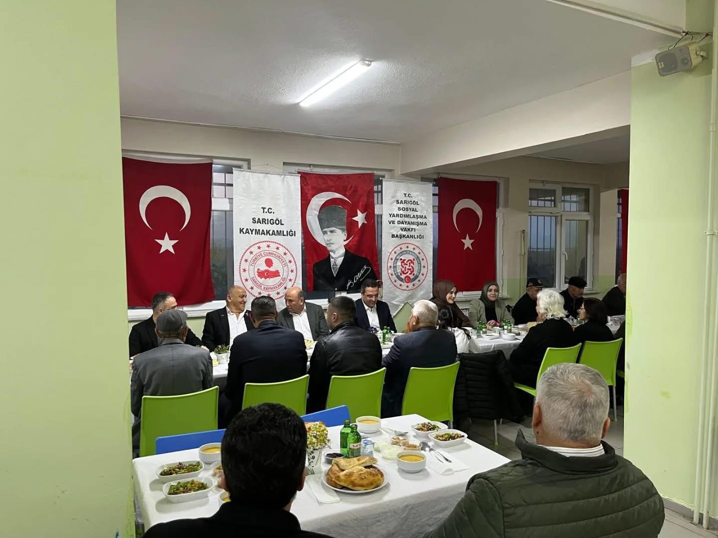 Sarıgöl’de şehit aileleri ve gaziler onuruna iftar programı
