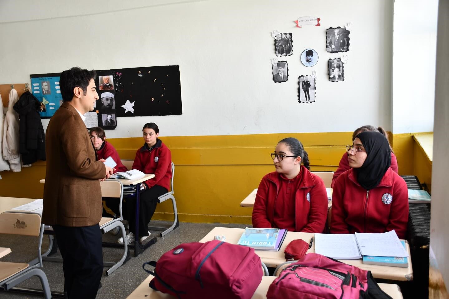 Sarıkamış Kaymakamı Enis Aslantatar, "Öğrencilerimiz bizim için çok kıymetli"
