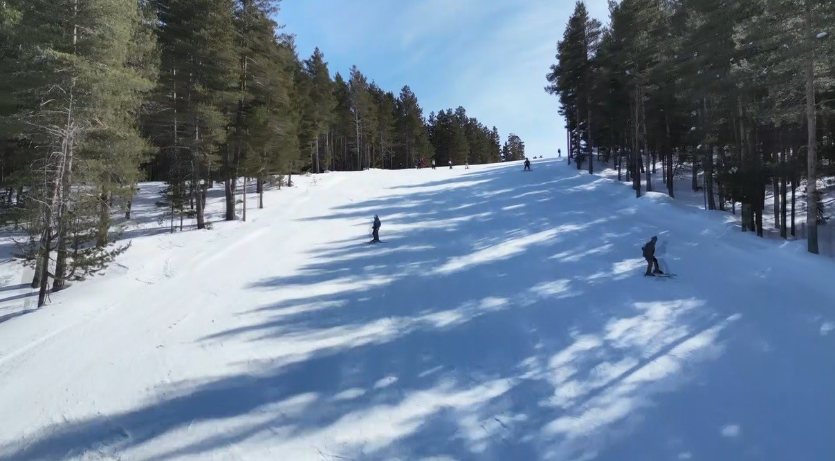 Sarıkamış, snowboard ve kayak tutkunlarını ağırlıyor
