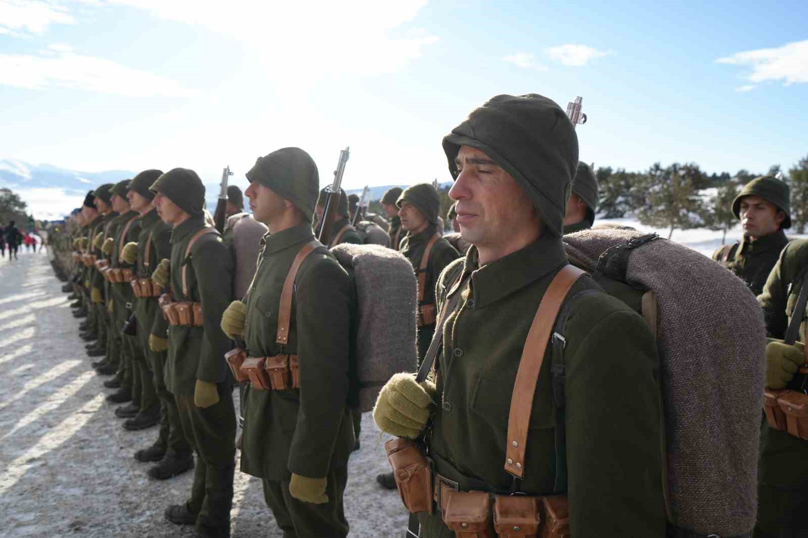 Sarıkamış’ta binler "Bu toprakta izin var" diyerek şehitlerin izinde yürüdü
