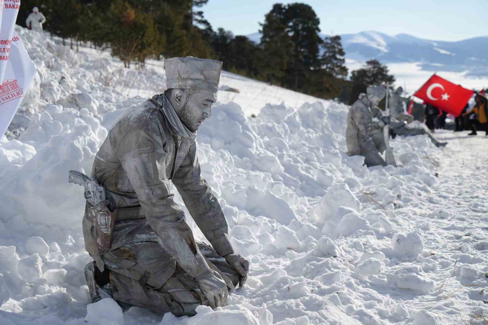Sarıkamış’ta binler "Bu toprakta izin var" diyerek şehitlerin izinde yürüdü
