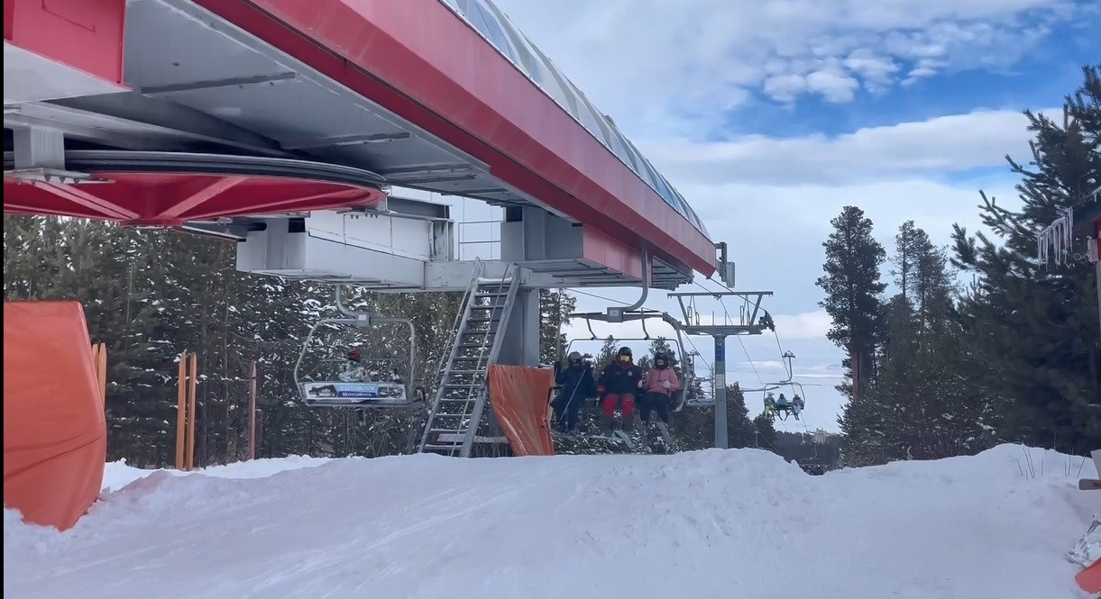 Sarıkamış’ta "Kristal" heyecan: Kayak sezonu zirve yapıyor
Sarıkamış’ta "Kristal" heyecan: Kayak sezonu zirve yapıyor