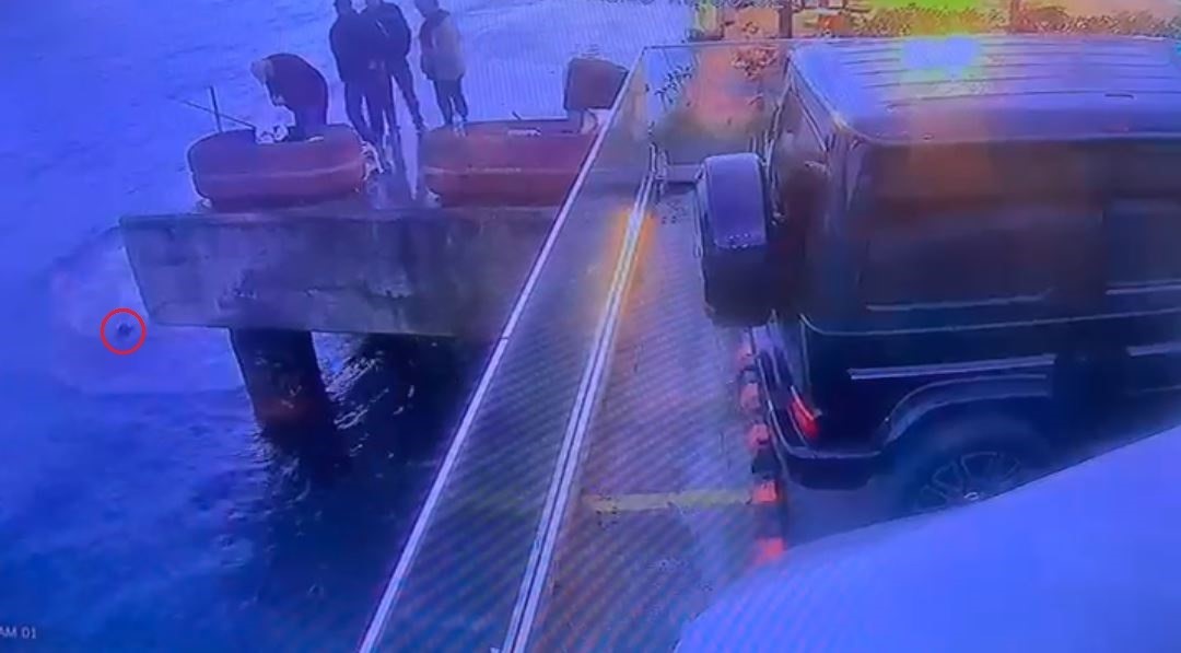 Sarıyer’de hayatını kaybeden motosikletli gencin denize düştüğü anlar kamerada
