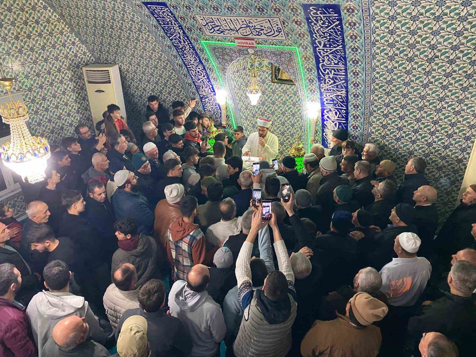 Şarköy’de Sakal-ı Şerif ziyareti yoğun ilgi gördü
