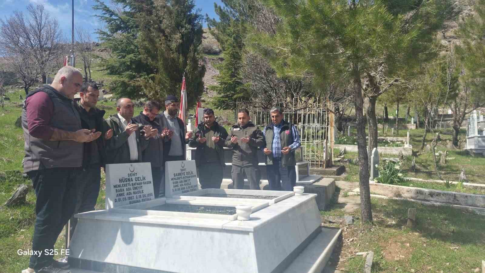 Sason’da şehitler anısına fidanlar toprakla buluşturuldu
