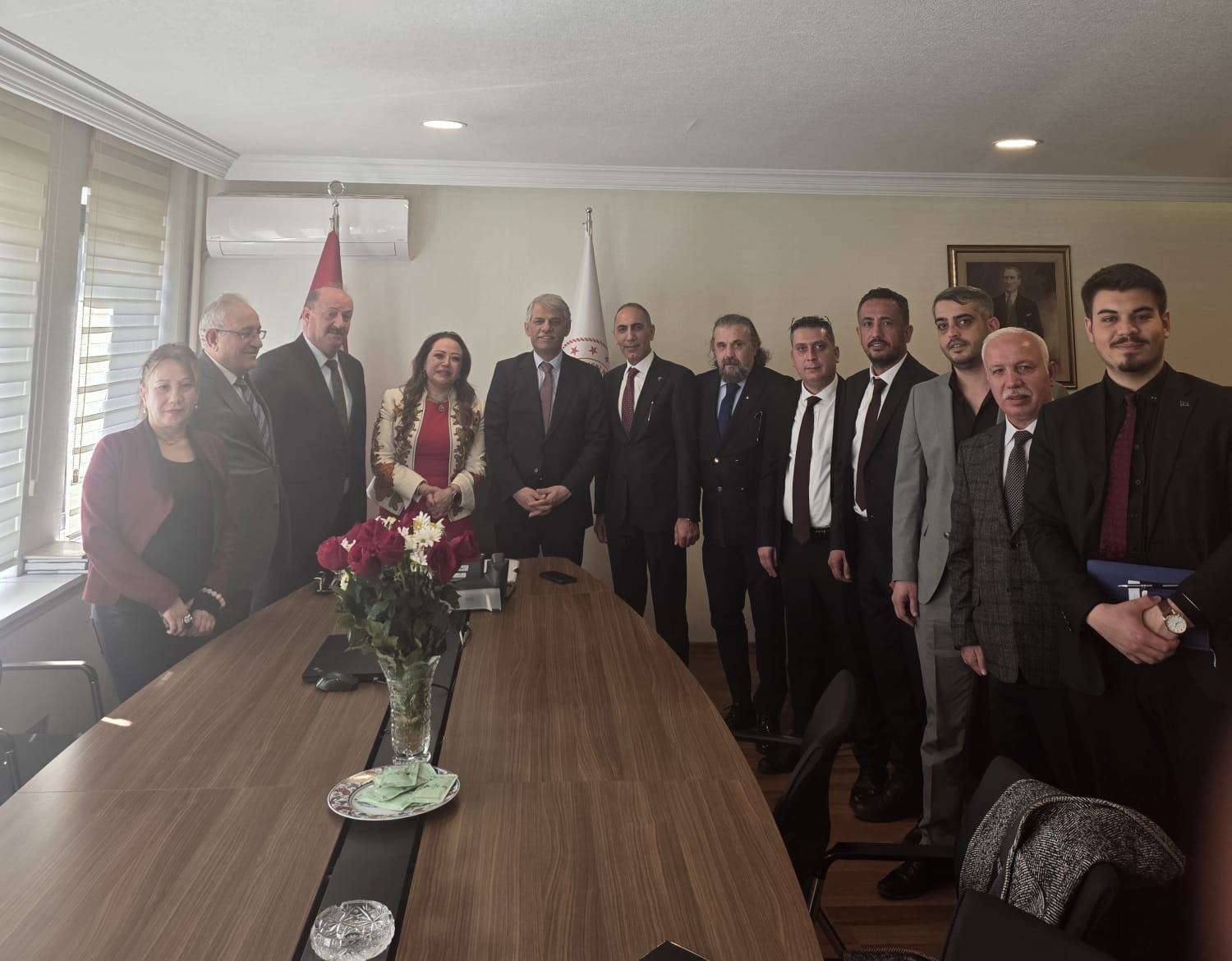 SATKOF ve USTKON heyetinden Kültür ve Turizm Bakan Yardımcısı Alpaslan’a ziyaret
