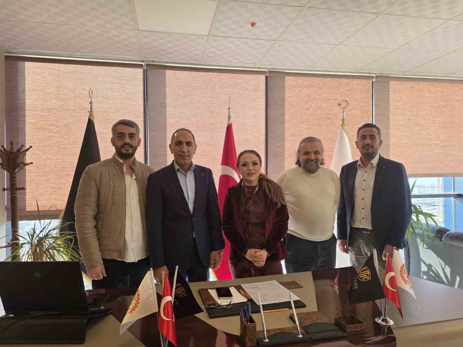 Satkof ve Ustkon İzmir İl Başkanlığı ofisi yönetim buluşması gerçekleştirildi
