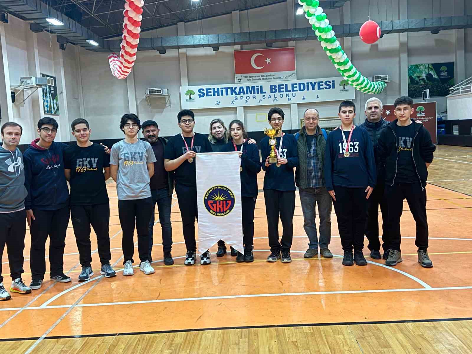 Satrançta Gaziantep’in hamle Şampiyonu GKV Özel Liseleri
