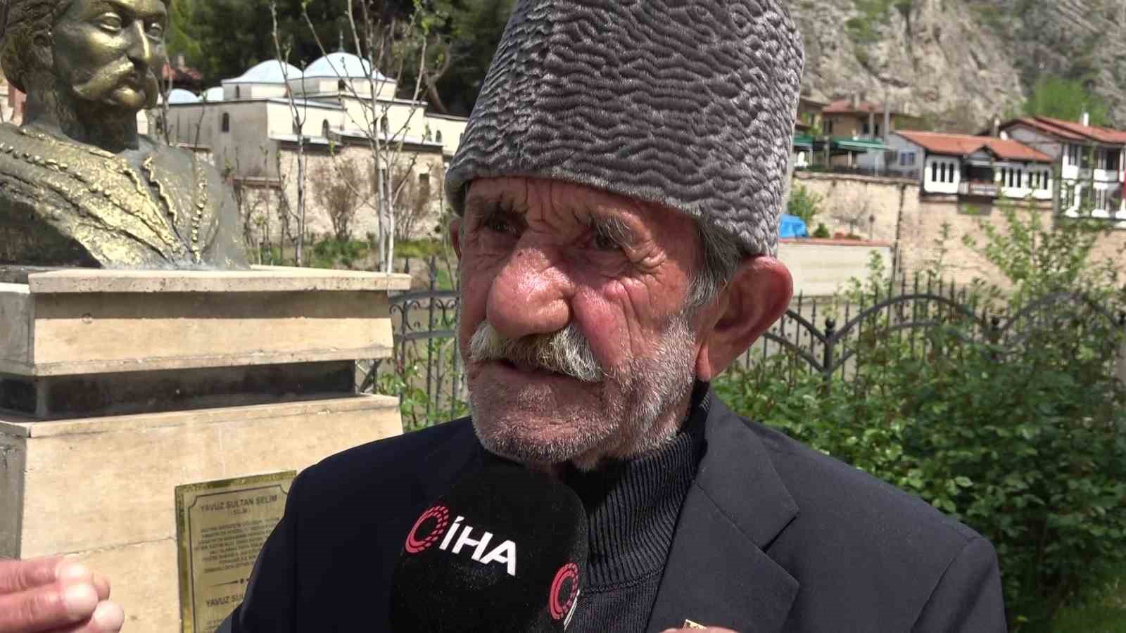 Sattığı keçilerinin parasını alamayan yaşlı adam, sağlığından da oldu
