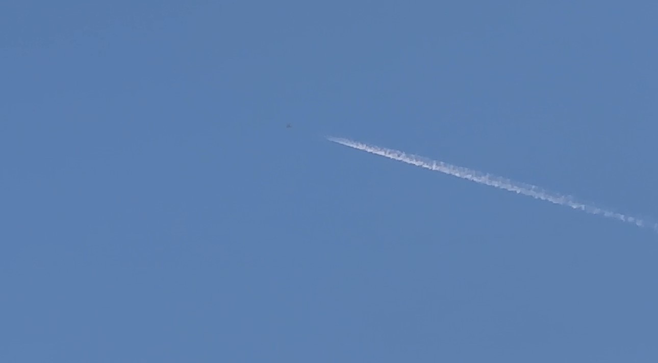 Savaş uçaklarından sınırda devriye uçuşu
