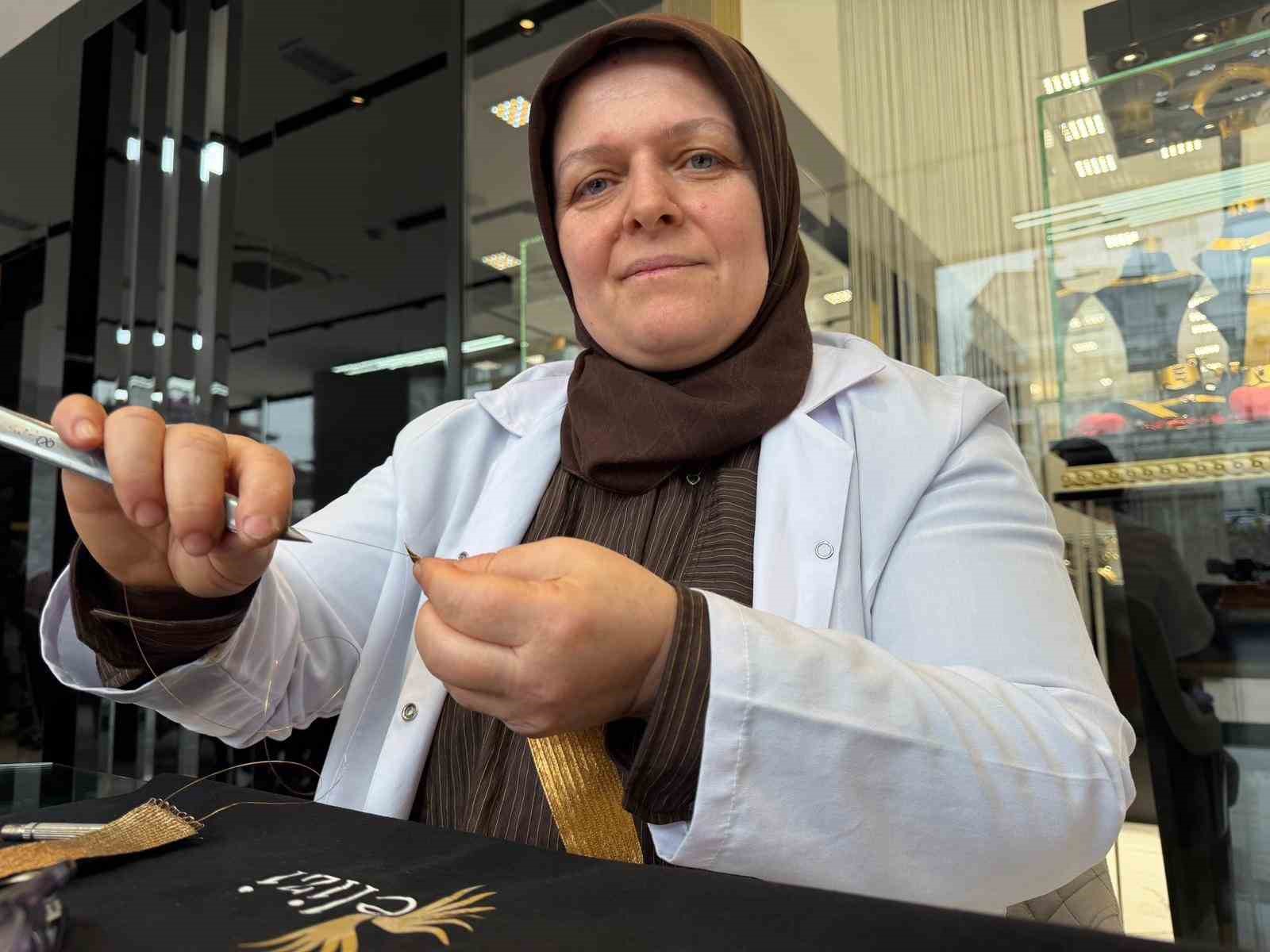 Savaşçıların zırhından düğünlerin baş tacına
Savaşçıların zırhından düğünlerin baş tacına