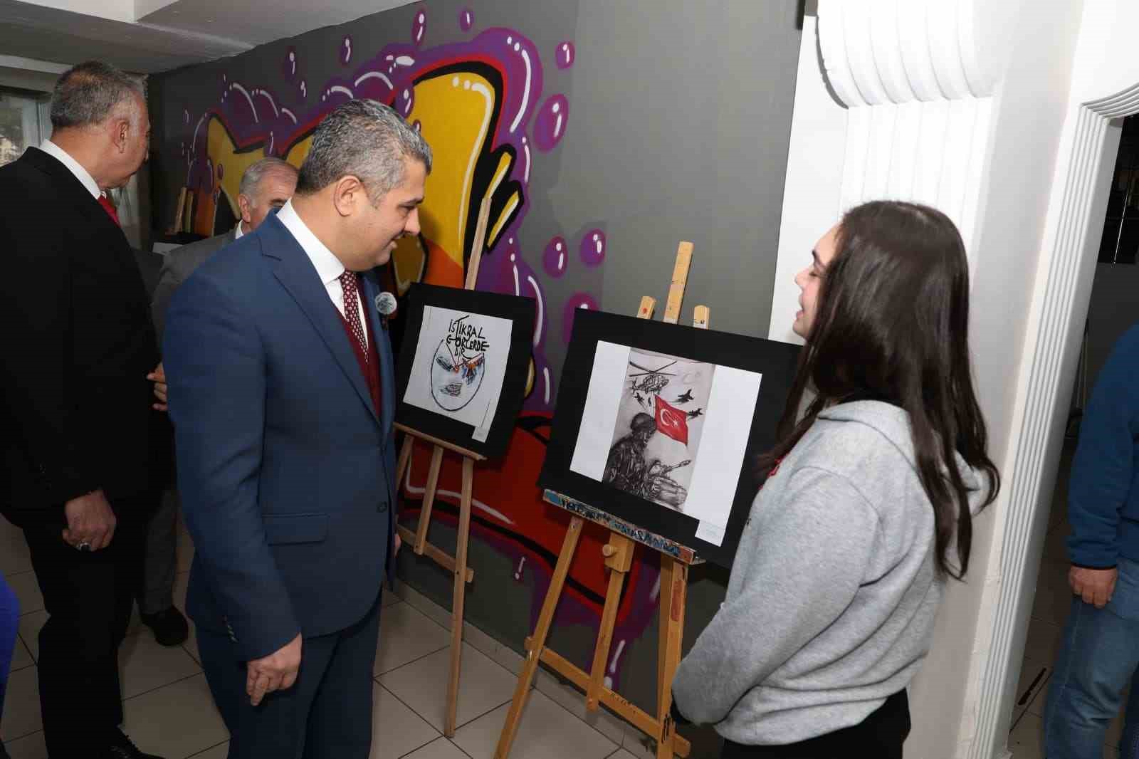 Savunmadan sanata: Genç tasarımlar ödül töreni
Savunmadan sanata: Genç tasarımlar ödül töreni