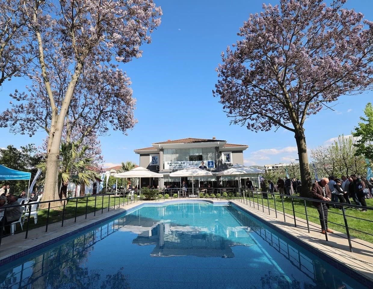 Saygınlar Kulübü Gölcük’te hizmete açıldı
