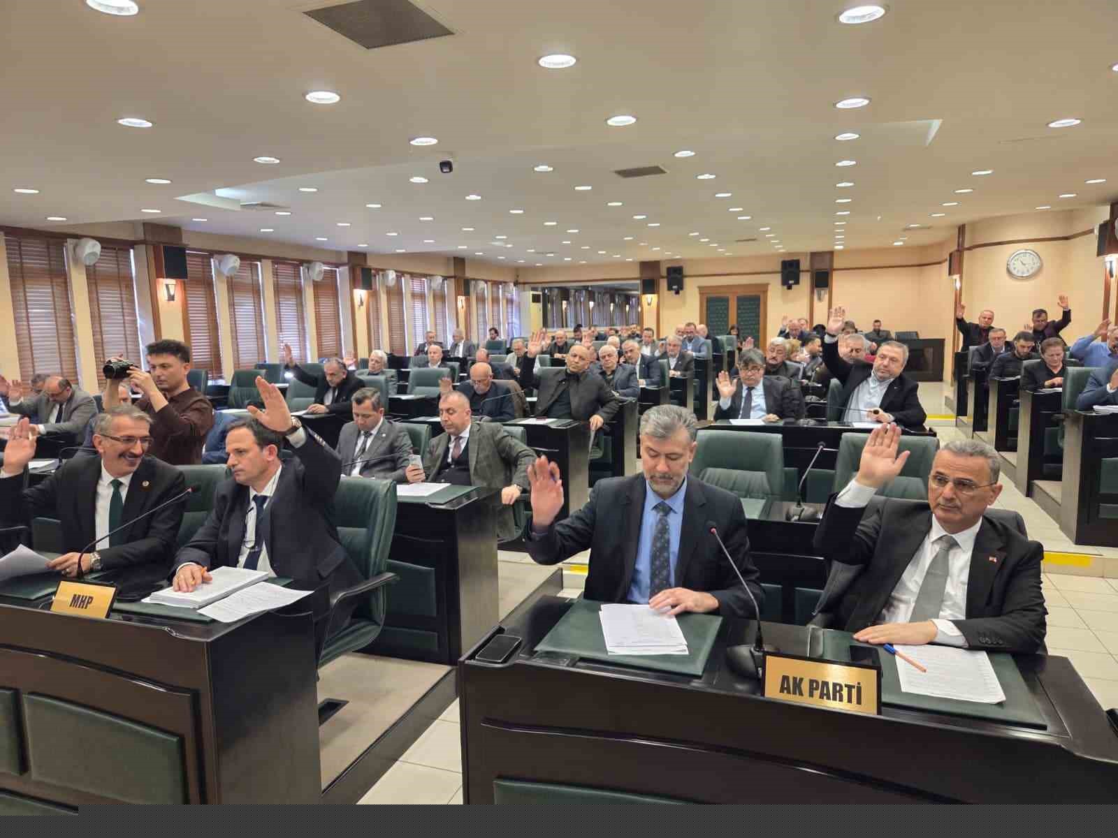 SBB Meclisi’nde 52 madde komisyonlara havale edildi
SBB Meclisi’nde 52 madde komisyonlara havale edildi