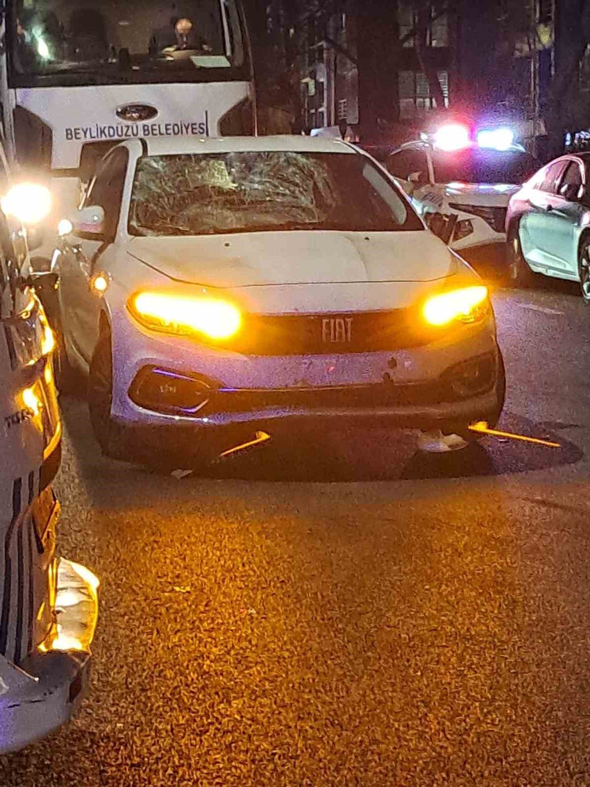 Scooterli çocuğa çarptı, ailesi sürücüyü linç etmeye çalıştı
