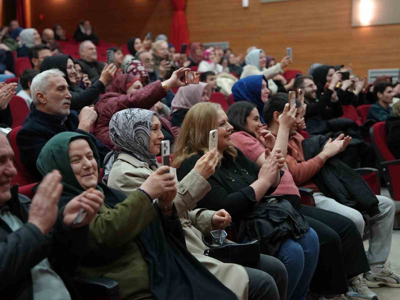 Sedat Uçan ilahi ve tasavvuf eserleri seslendirdi
