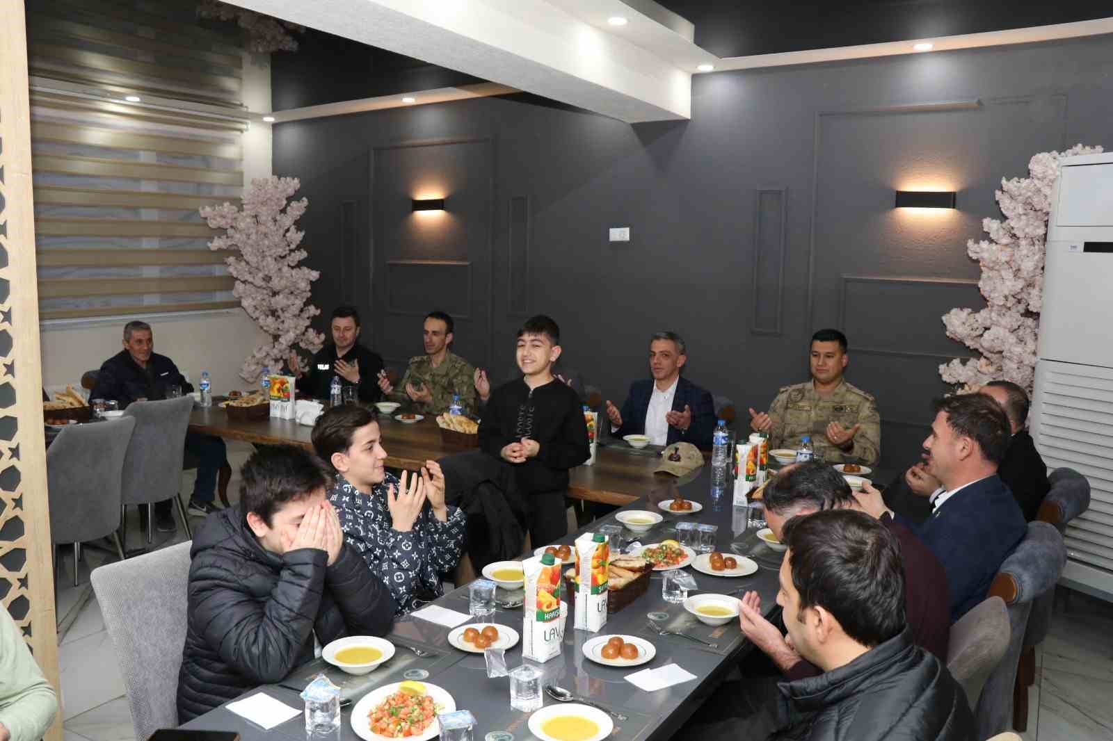 Şehit aileleri ve gaziler iftar sofrasında buluştular
