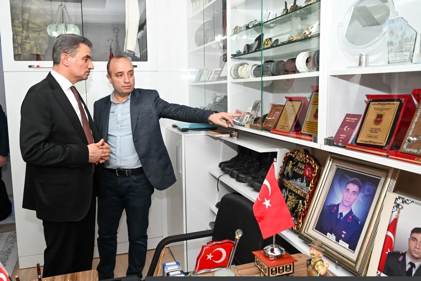 Şehit ailesine bayram ziyareti
