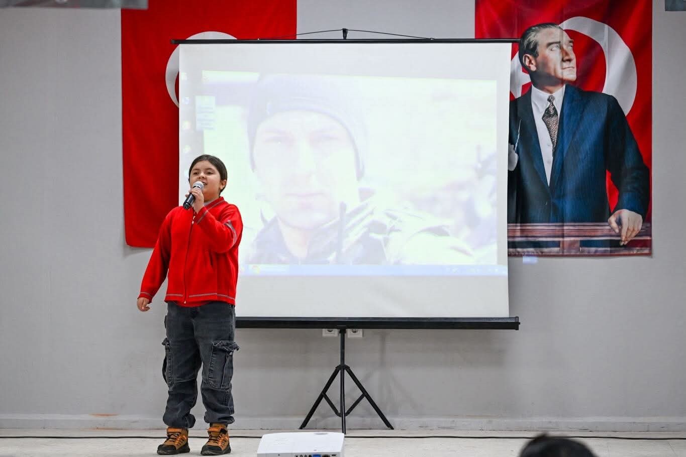 Şehit Anıl Yalap, şehadetinin 8. yılında dualarla anıldı
