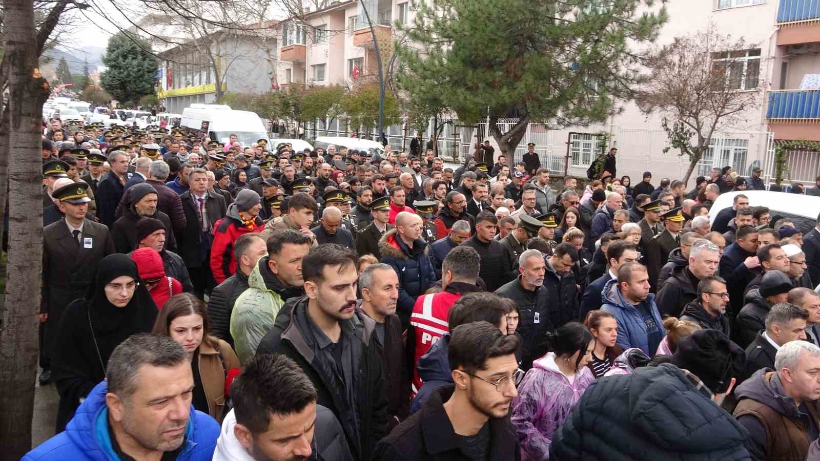 Şehit Binbaşı Sinan Taştekin memleketi Isparta’da ebediyete uğurlandı
